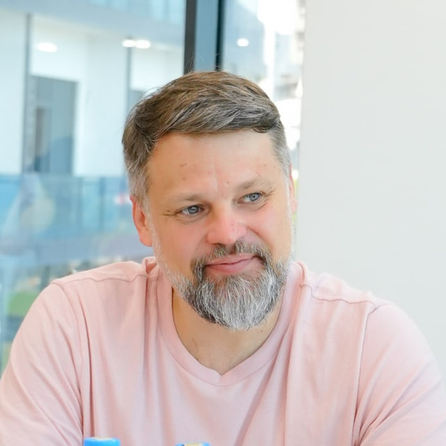 Роман Харьков